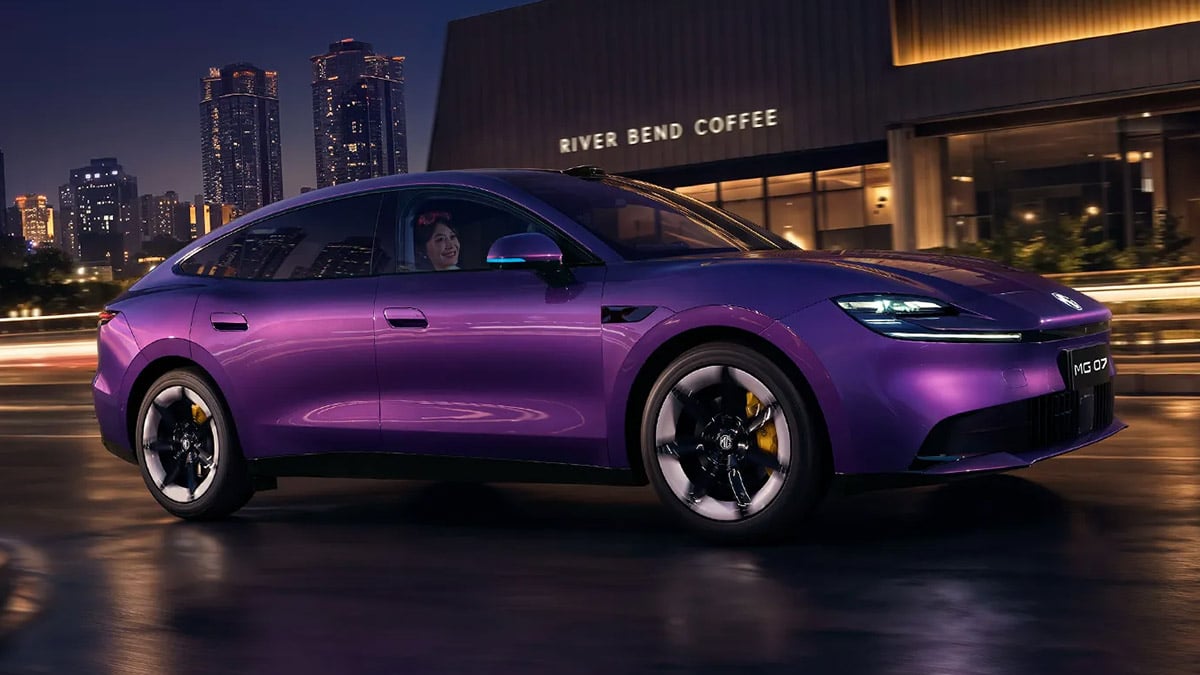 MG 07 en color morado durante su presentación oficial en China