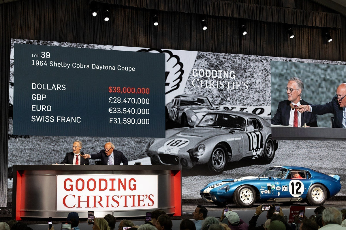 Shelby Cobra Daytona Coupe CSX2300 vendida por 42,9 millones de dólares en Monterey 2026