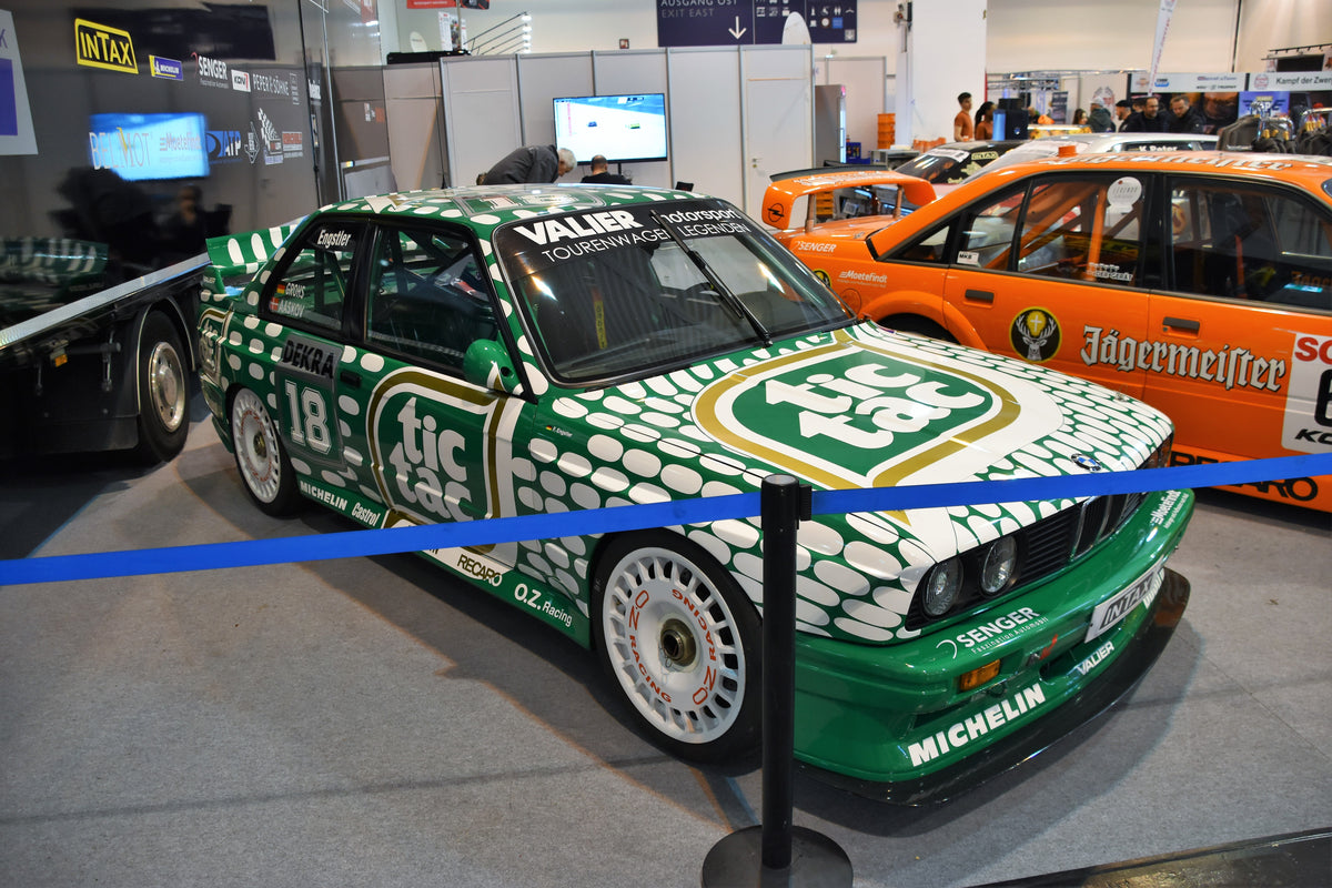 BMW M3 E30 imagen editorial AOC 3