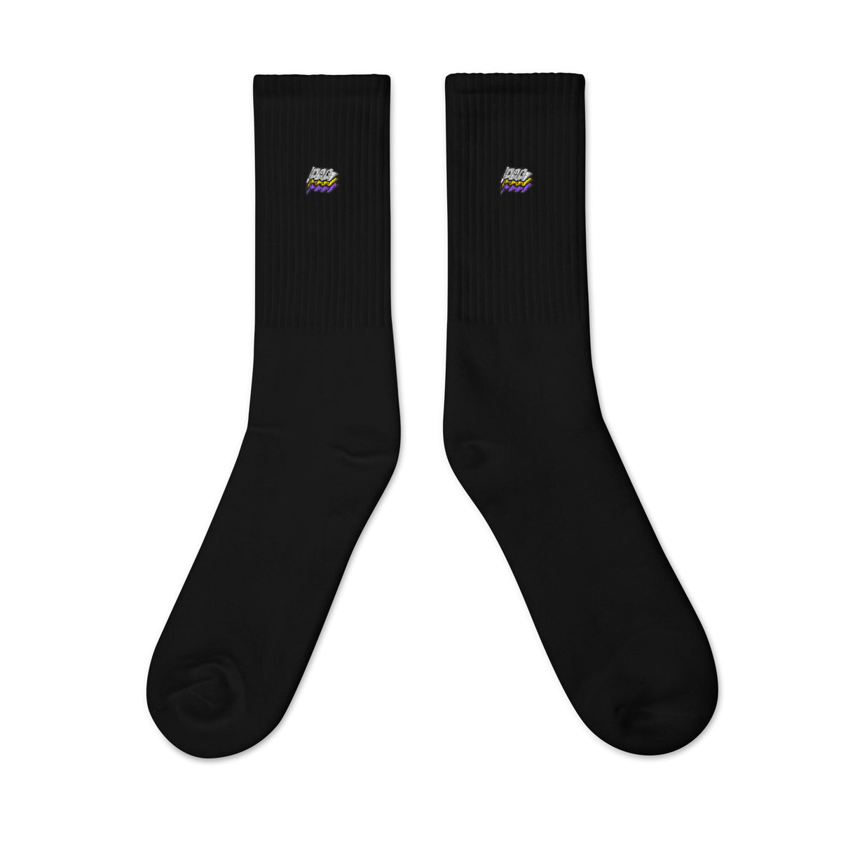 Calcetines Bordados AOC. Flags negros de media caña con logotipo bordado