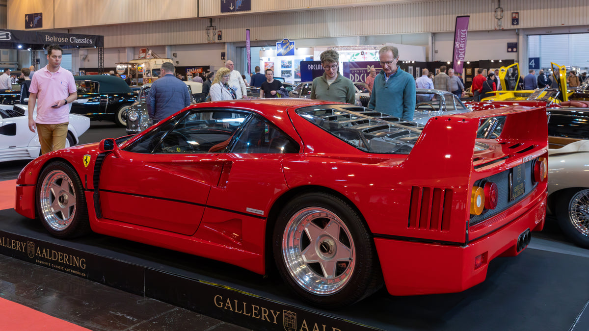 Ferrari F40 imagen editorial AOC 2