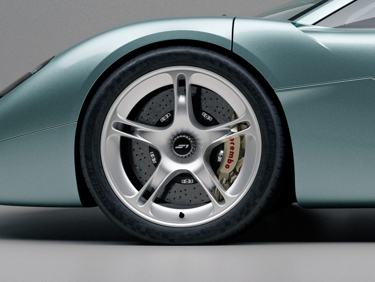 Detalle de la llanta ligera del Gordon Murray S1 inspirada en el show car Monaco 1992