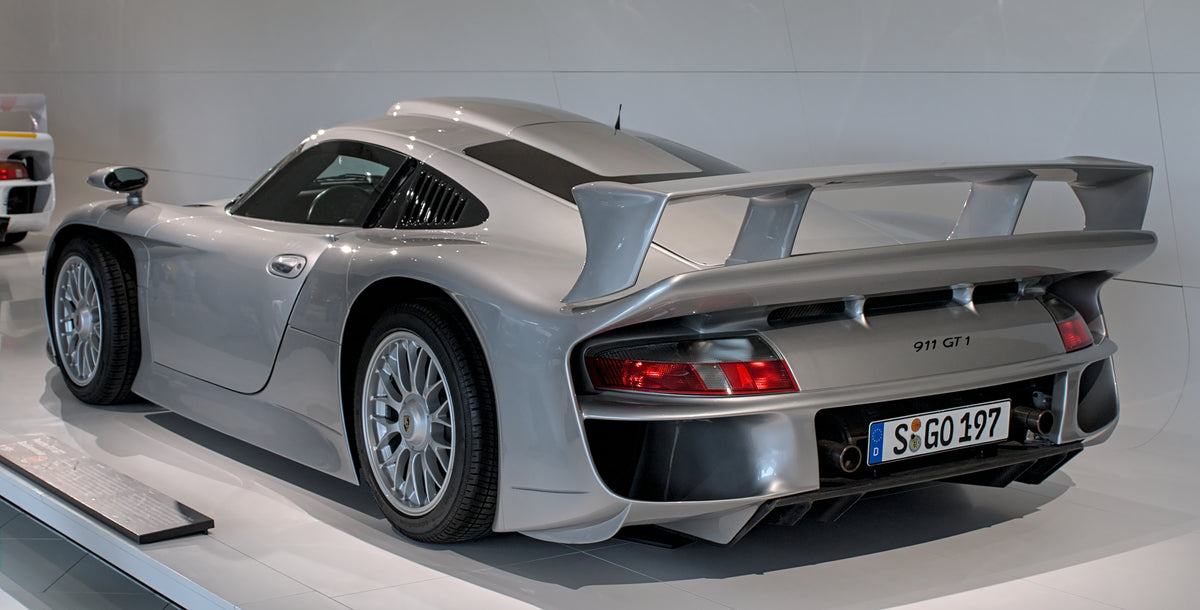 Porsche 911 GT1 imagen editorial AOC 4
