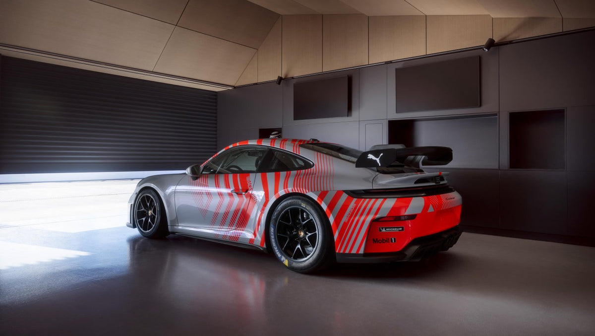 Porsche 911 Challenge 2026 en plena acción sobre pista